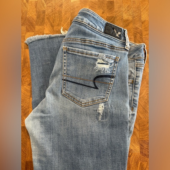 American Eagle Distressed Jegging - Picture 3 of 4